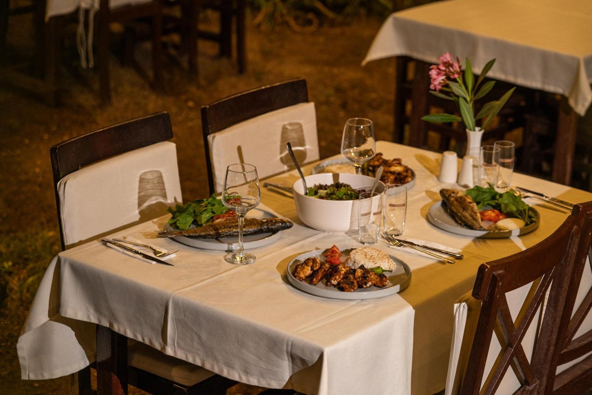 Kibala Hotel Çıralı Buitenkant foto